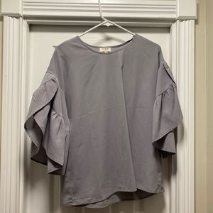 Grey blouse with sleeve detail